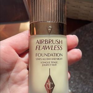 Charlotte Tilbury Airbrush Flawless Foundation